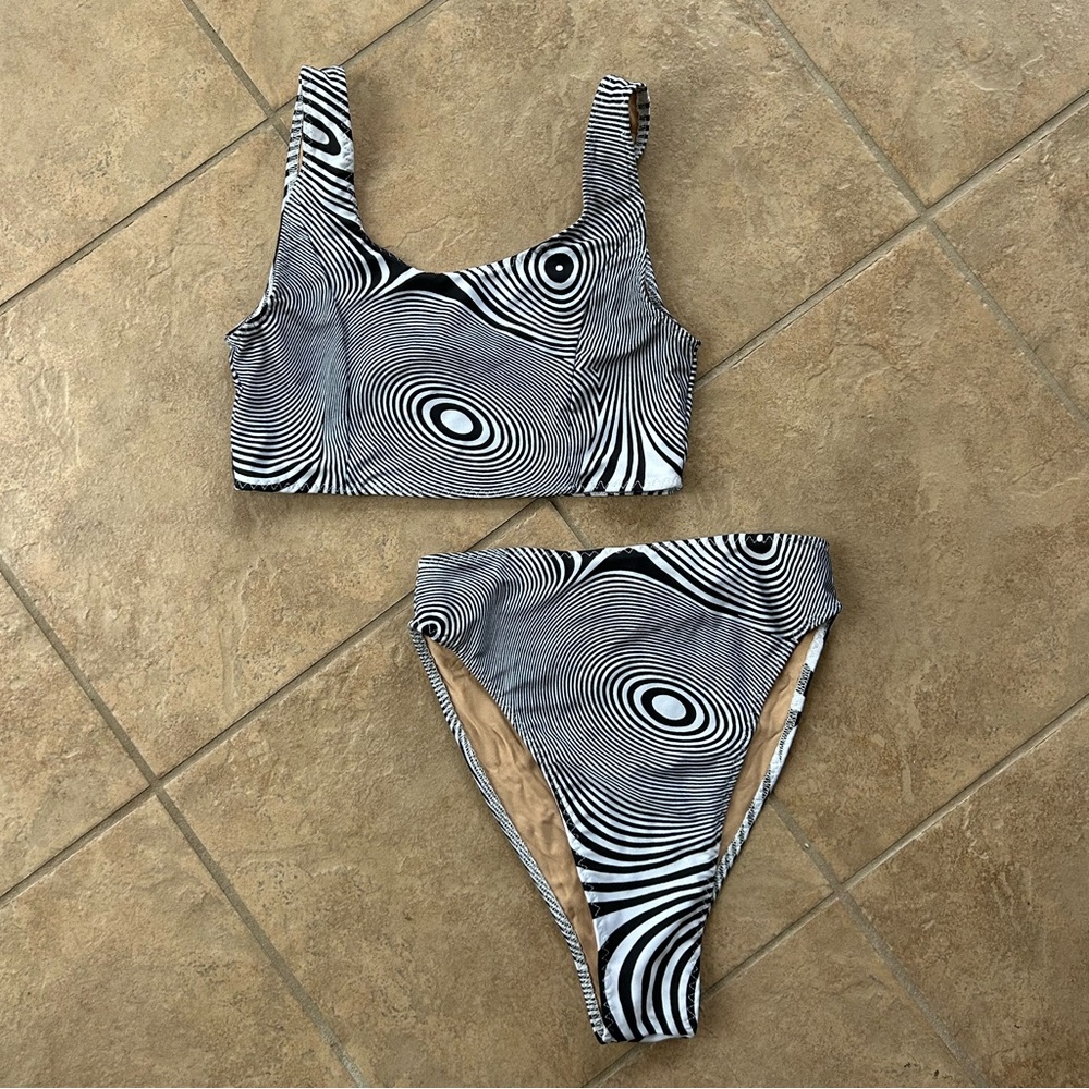 Black & White Swirl Rave / Bikini Set